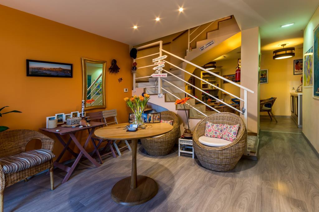 Les Chambres De Jeannette Marsella Exterior foto
